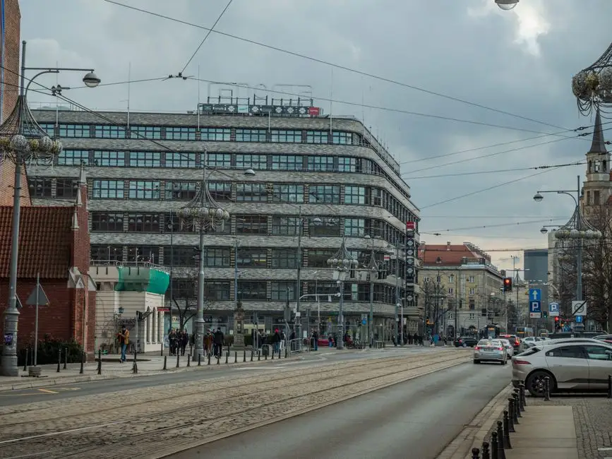Zmiany w komunikacji miejskiej od 18 lipca – objazdy i linie zastępcze