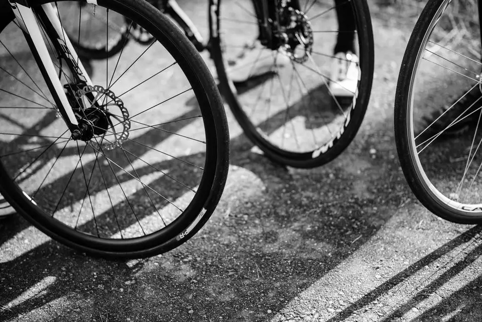 Weekend pełen sportu w Poznaniu: Gran Fondo, tenis i hokej na trawie
