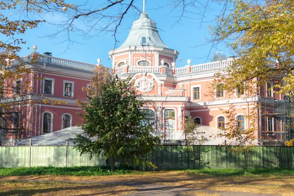 Remont przedszkola przy Noskowskiego – zabytkowy budynek zyskuje nowy blask