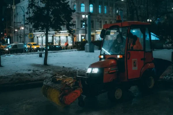 Straż Miejska w Poznaniu dba o czystość na drogach – reaguje na zgłoszenia mieszkańców