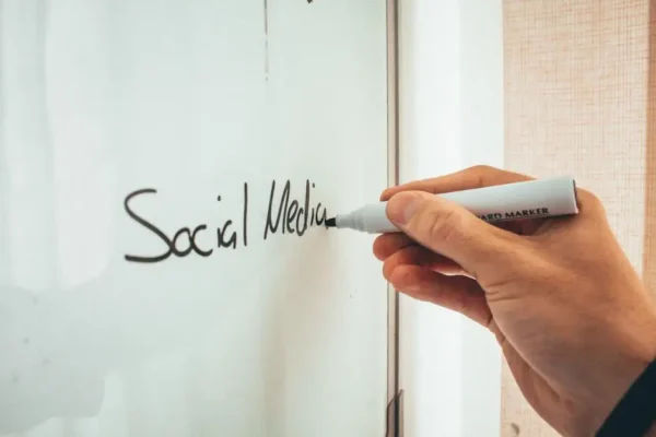 Bezpłatne szkolenie z reklam na Facebooku i Instagramie dla lokalnych firm w Poznaniu