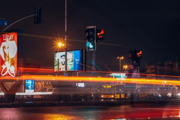 Poznań porządkuje przestrzeń miejską. Ponad 430 nośników rozebranych